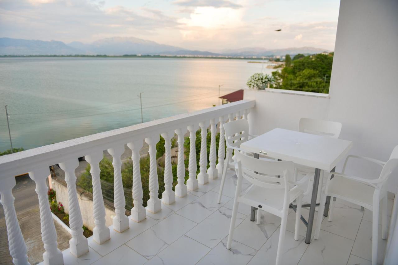 Lakefront House Shiroka Екстер'єр фото