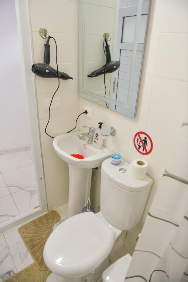 Lakefront House Shiroka Екстер'єр фото