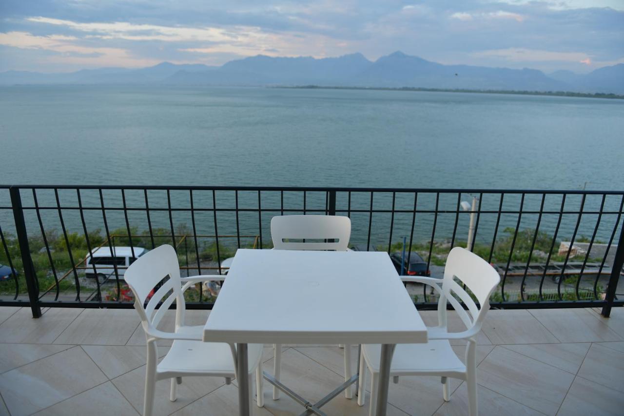 Lakefront House Shiroka Екстер'єр фото