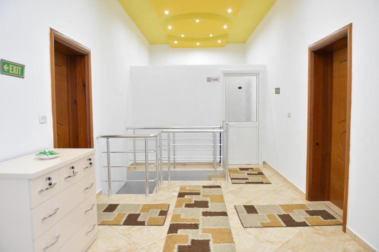 Lakefront House Shiroka Екстер'єр фото