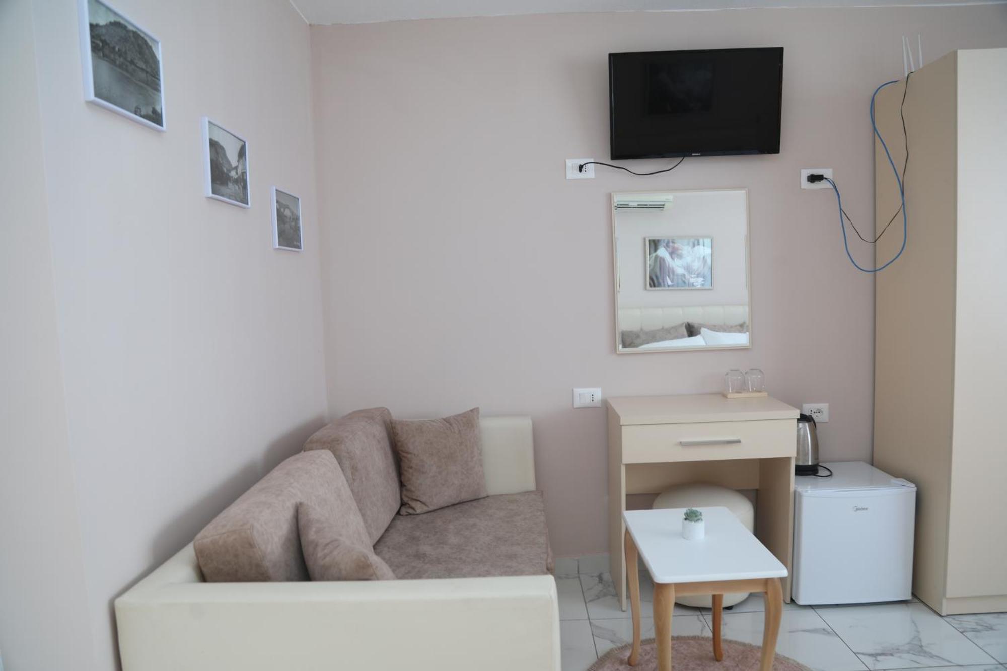 Lakefront House Shiroka Екстер'єр фото