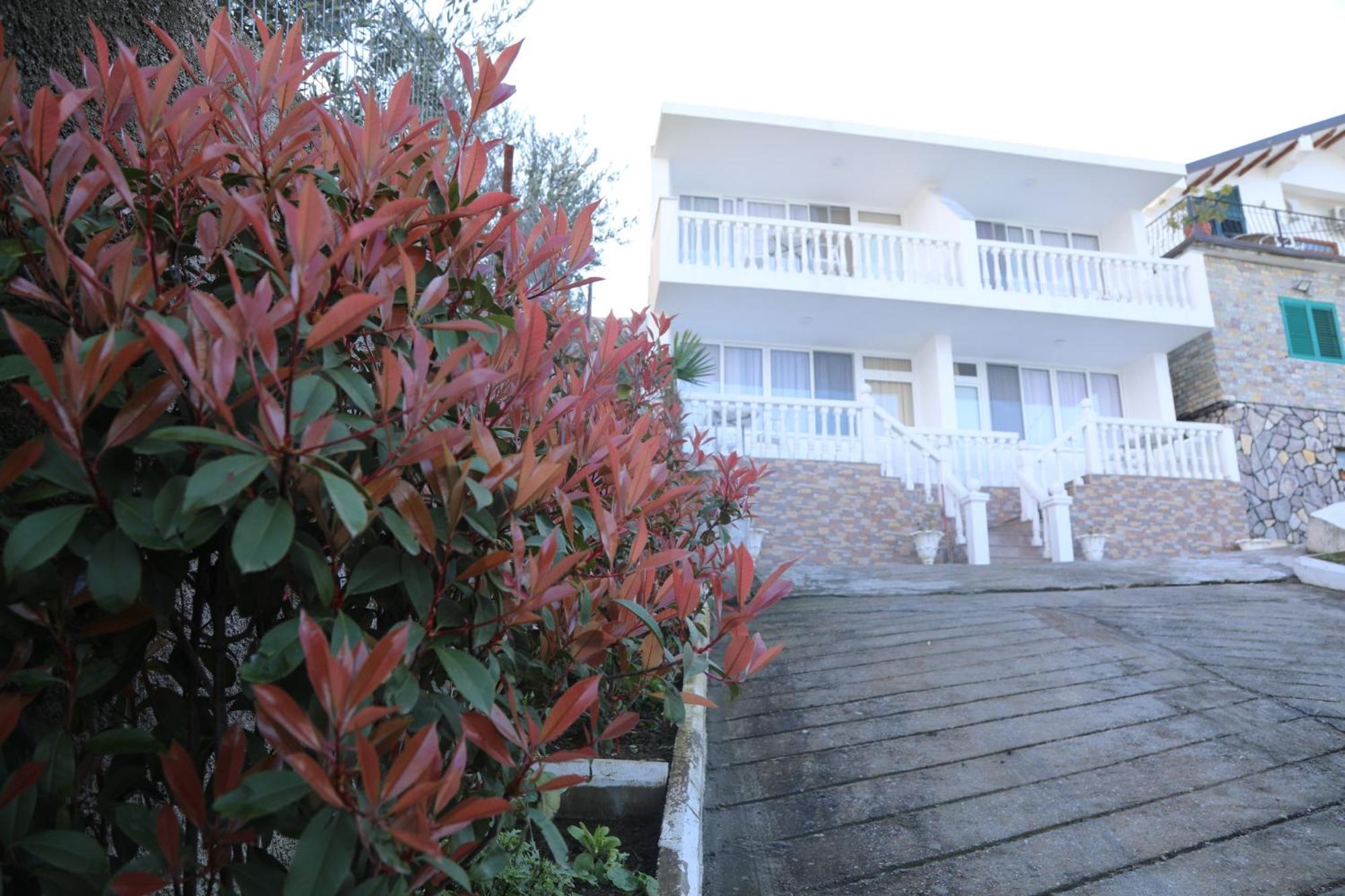Lakefront House Shiroka Екстер'єр фото