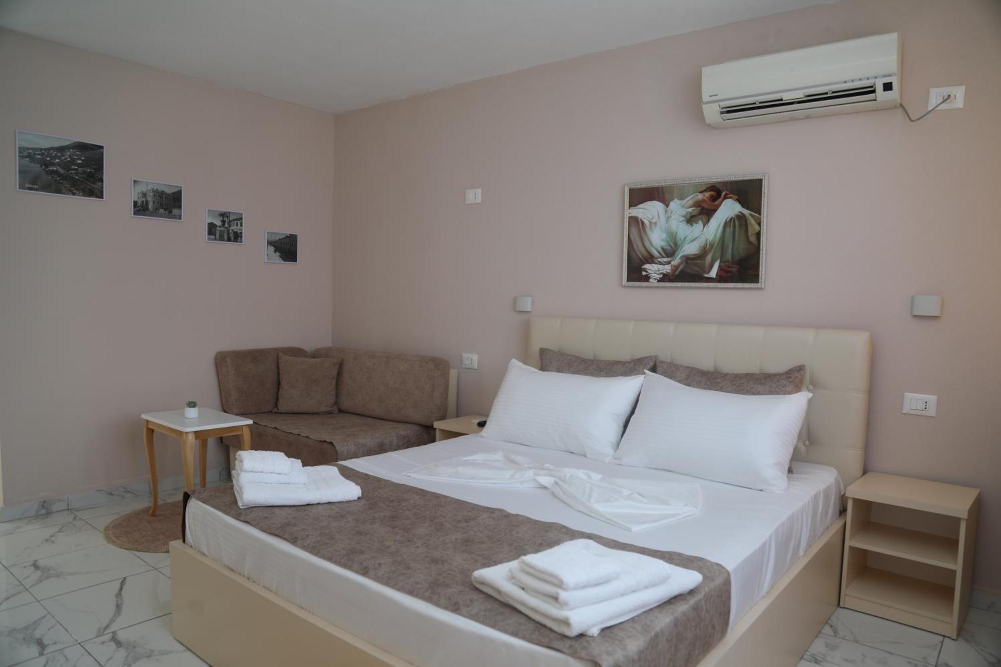 Lakefront House Shiroka Екстер'єр фото