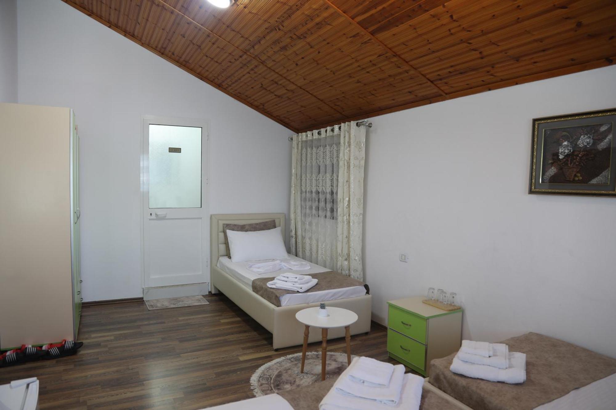 Lakefront House Shiroka Екстер'єр фото
